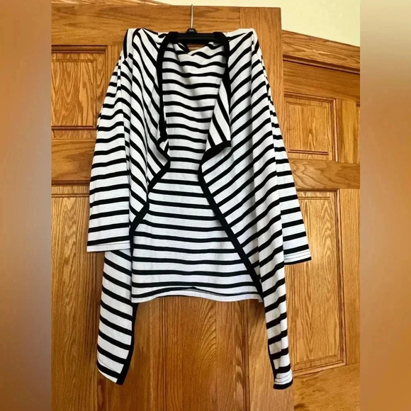 Unbranded - Cardigan - Picture 3 of 4